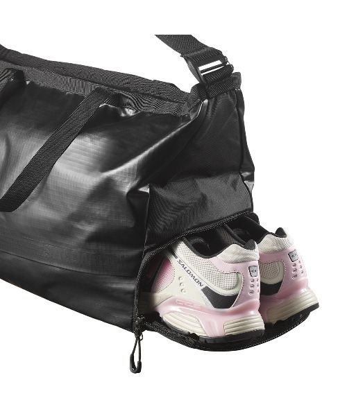 SALOMON（サロモン）の「SALOMON MAX GEARBAG ADVANCED / サロモン マックス ギアバッグ アドバンスド / LC2483500（ショルダーバッグ・メンズ・ブラック・FREE）」の5枚目の写真