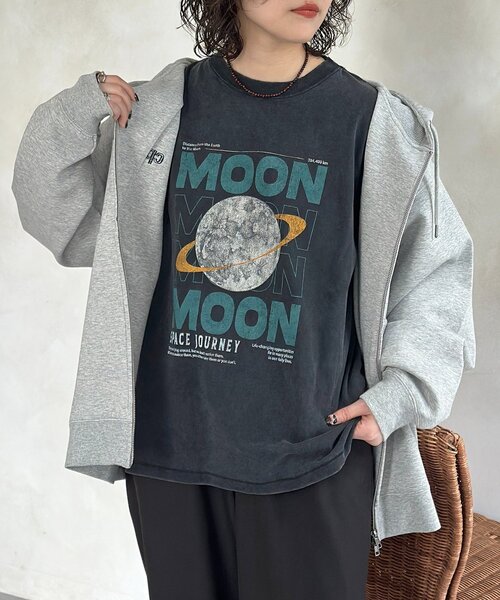 CPCM（シーピーシーエム）の「パウダー加工ヴィンテージライクT（Tシャツ/カットソー・レディース・チャコールグレー/ブラック/グレー/ブラック系その他2/ブラック系その他3/ブラック系その他/グレー系その他/グレー系その他2/グレー系その他3・MEDIUM/LARGE）」の3枚目の写真