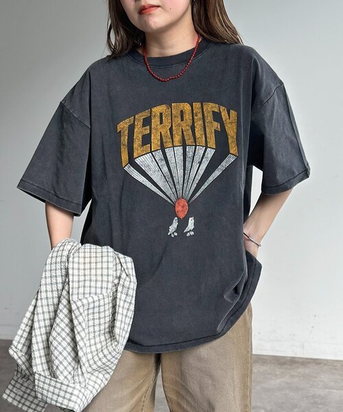 CPCM（シーピーシーエム）の「パウダー加工ヴィンテージライクT（Tシャツ/カットソー・レディース・チャコールグレー/ブラック/グレー/ブラック系その他2/ブラック系その他3/ブラック系その他/グレー系その他/グレー系その他2/グレー系その他3・MEDIUM/LARGE）」の2枚目の写真