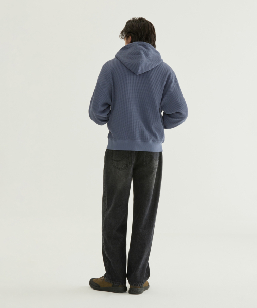 COVERNAT（カバーナット）の「スモールロゴワッフルフードジップアップベージュ（パーカー・レディース・その他・LARGE/MEDIUM/SMALL/X-LARGE）」の2枚目の写真