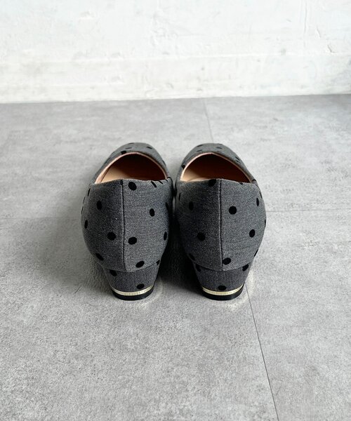 un dix cors（アンディコール）の「スクエアパンプス（パンプス・レディース・ブラック/シルバー/グレー・MEDIUM/LARGE）」の15枚目の写真