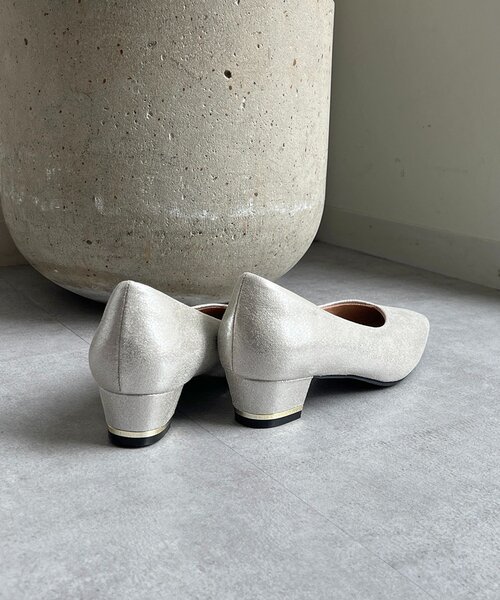 un dix cors（アンディコール）の「スクエアパンプス（パンプス・レディース・ブラック/シルバー/グレー・MEDIUM/LARGE）」の19枚目の写真