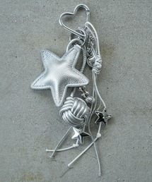 mili an deni（ミリアンデニ）の「ハートフックスターチャーム（チャーム）」