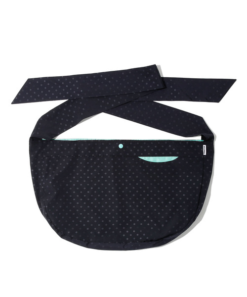 KIJIKO(キジコ)の「ke904-Dot Hobo Bag Navy(メッセンジャーバッグ・レディース・ネイビー・FREE)」の1枚目の写真