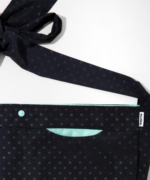 KIJIKO(キジコ)の「ke904-Dot Hobo Bag Navy(メッセンジャーバッグ・レディース・ネイビー・FREE)」の3枚目の写真