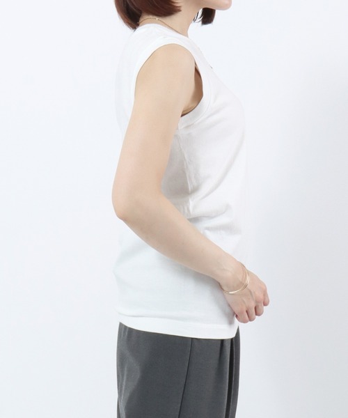 HANES(ヘインズ)の「Hanes(ヘインズ)ジャパンフィット ノースリーブTシャツ 無地アソートカラー2枚組/綿100% インナー レディース(Tシャツ/カットソー・レディース・ホワイト×ブラック/ホワイト系その他・M/L)」の17枚目の写真