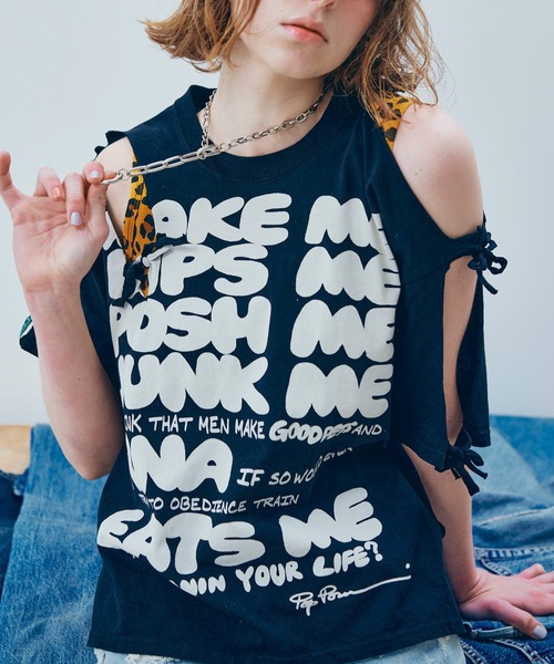 RNA(アールエヌエー)の「M2672 リボンスラッシュルーズTEE(Tシャツ/カットソー・レディース・ホワイト/ブラック/ブルー・MEDIUM)」の1枚目の写真