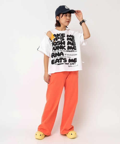 RNA(アールエヌエー)の「M2672 リボンスラッシュルーズTEE(Tシャツ/カットソー・レディース・ホワイト/ブラック/ブルー・MEDIUM)」の18枚目の写真
