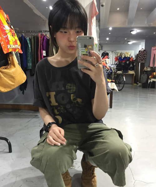 GRAVER（グレーバー）の「[ユニセックス]カモ END OF TIME 半袖Tシャツ_4カラー（Tシャツ/カットソー・レディース・チャコールグレー/ブラック/ホワイト/ベージュ・X-LARGE/SMALL/LARGE/MEDIUM）」の20枚目の写真