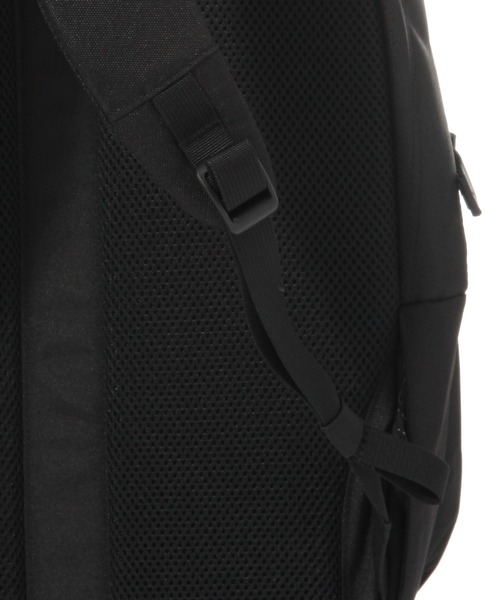 THE NORTH FACE（ザノースフェイス）の「【THE NORTH FACE(ザ・ノース・フェイス)】BOULDER DP（バックパック/リュック・メンズ・ブラック/アイボリー・FREE）」の15枚目の写真