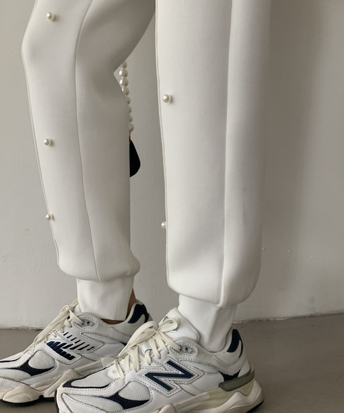 BIRTHDAY BASH(バースデイバッシュ)の「DIANA PEARL BEAUTY JOGGER PANTS(ダイアナパールビューティジョガーパンツ)(その他パンツ・レディース・グレー/ホワイト・SMALL/MEDIUM)」の7枚目の写真