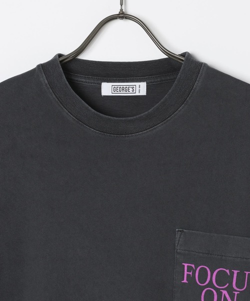 GEORGE'S(ジョージズ)の「ピグメントプリントTシャツ(Tシャツ/カットソー・メンズ・オフホワイト/ブルー/スミクロ・MEDIUM/LARGE)」の6枚目の写真