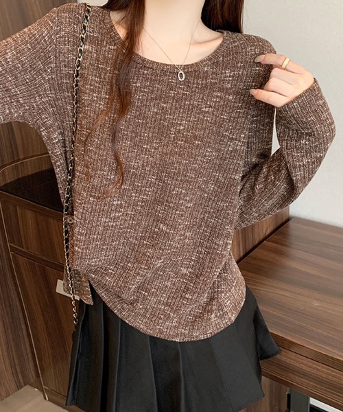 2ly2(トゥーリートゥー)の「ミックスリブ ルーズトップス(Tシャツ/カットソー・レディース・ネイビー/ベージュ/ブラウン・FREE)」の7枚目の写真