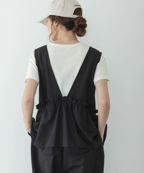 URBAN RESEARCH Sonny Label（アーバンリサーチサニーレーベル）の「ペプラムフリルアソートオールインワン（サロペット/オーバーオール・レディース・インディゴブルー/ブラック・38/36）」の4枚目の写真