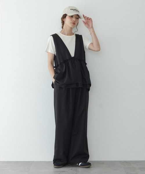 URBAN RESEARCH Sonny Label（アーバンリサーチサニーレーベル）の「ペプラムフリルアソートオールインワン（その他パンツ・レディース・インディゴブルー/ブラック・38/36）」の2枚目の写真