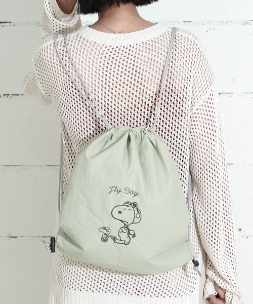 PEANUTS(ピーナッツ)の「"09"≪PEANUTS≫リバーシブル 1ポケット ナイロン 刺繍 ナップサック × トートバッグ(バックパック/リュック・レディース・ダークベージュ/セージグリーン/グレー/サックスブルー/アイボリー・ONE SIZE)」の5枚目の写真