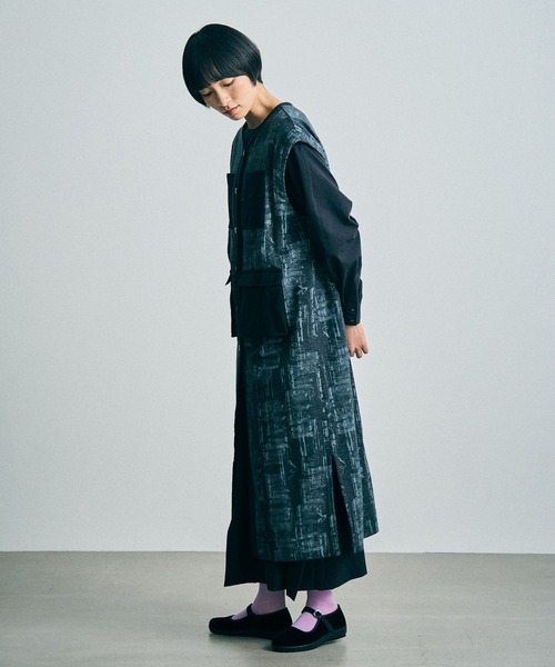 sneeuw(スニュウ)の「カンプリントワンピース(ワンピース・レディース・チャコールグレー/グレー・ONESIZE)」の3枚目の写真