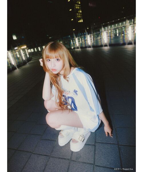 CALNAMUR（カルナムール）の「【新世紀エヴァンゲリオンコラボ】レイ アスカ ユニフォームTシャツ（Tシャツ/カットソー・レディース・ホワイト/レッド・FREE）」の7枚目の写真