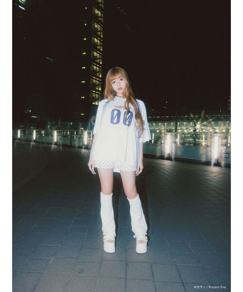 CALNAMUR（カルナムール）の「【新世紀エヴァンゲリオンコラボ】レイ アスカ ユニフォームTシャツ（Tシャツ/カットソー・レディース・ホワイト/レッド・FREE）」の6枚目の写真