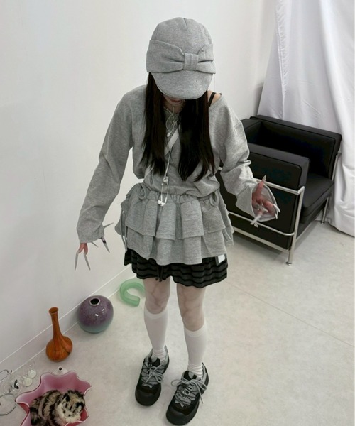 Never mind the XU / Chikashitsu+（ネバーマインド ザ エックスユー / チカシツプラス）の「【nmtc+】cancan mini one-piece / 【エヌエムティーシープラス】カンカンミニワンピース <着用動画あり>（ワンピース・レディース・グレー/ブラック・ONE SIZE）」の2枚目の写真