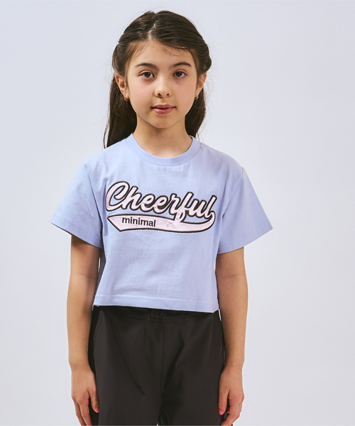 minimal（ミニマル）の「【綿100%】ロゴアップリケクロップド半袖Tシャツ（Tシャツ/カットソー・キッズ・オフホワイト/ブラック/サックスブルー/ライトグリーン・140cm/130cm/120cm/110cm/100cm/90cm）」の4枚目の写真