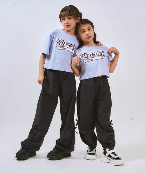 minimal（ミニマル）の「【綿100%】ロゴアップリケクロップド半袖Tシャツ（Tシャツ/カットソー・キッズ・オフホワイト/ブラック/サックスブルー/ライトグリーン・140cm/130cm/120cm/110cm/100cm/90cm）」の18枚目の写真