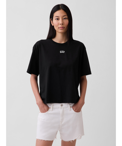 GAP(ギャップ)の「オーバーサイズ GAPロゴ チューニックTシャツ(Tシャツ/カットソー・レディース・ブラック/ベージュ/ホワイト/ピンク・XXS/XL/L/M/S/XS)」の2枚目の写真