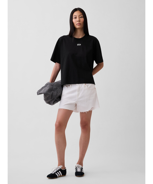 GAP(ギャップ)の「オーバーサイズ GAPロゴ チューニックTシャツ(Tシャツ/カットソー・レディース・ブラック/ベージュ/ホワイト/ピンク・XXS/XL/L/M/S/XS)」の8枚目の写真