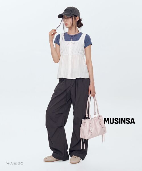 MUSINSA STANDARD WOMAN（ムシンサスタンダードウーマン）の「ウィメンズバーティカルテクスチャーボタンスリーブレストップ[ホワイト]（Tシャツ/カットソー・レディース・その他・X-SMALL/SMALL/MEDIUM/LARGE）」の9枚目の写真