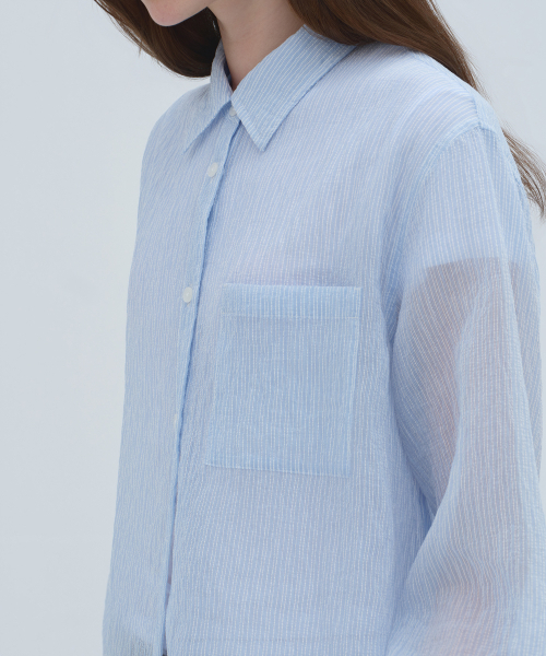 MUSINSA STANDARD WOMAN（ムシンサスタンダードウーマン）の「ウィメンズリラックスドストライプシアシャツ[スカイブルー]（シャツ/ブラウス・レディース・その他・X-SMALL/SMALL/MEDIUM/LARGE）」の7枚目の写真
