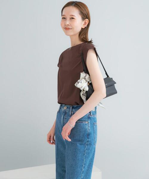URBAN RESEARCH ROSSO WOMEN(アーバンリサーチ ロッソ)の「クールタッチスーピマコットンフレンチTシャツ(Tシャツ/カットソー・レディース・レッド/ブラウン/ブラック/オフホワイト・FREE)」の19枚目の写真
