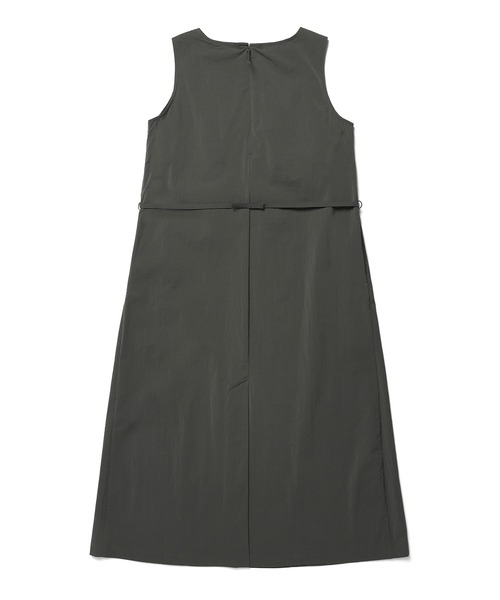 Snow Peak(スノーピーク)の「Snow Peak / Root Women's Sleeveless Dress ルート スリーブレスドレス ワンピース(ワンピース・レディース・ブラック/ダークカーキ・S/M/L)」の7枚目の写真