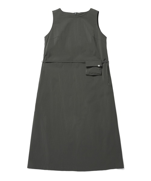 Snow Peak(スノーピーク)の「Snow Peak / Root Women's Sleeveless Dress ルート スリーブレスドレス ワンピース 海外限定(ワンピース・レディース・ブラック/ダークカーキ・S/M/L)」の17枚目の写真