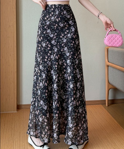 LUCPY(ラクピー)の「ヴィンテージフラワーロングスカート(スカート・レディース・ピンク/ブラック・X-LARGE/LARGE/MEDIUM/SMALL)」の1枚目の写真