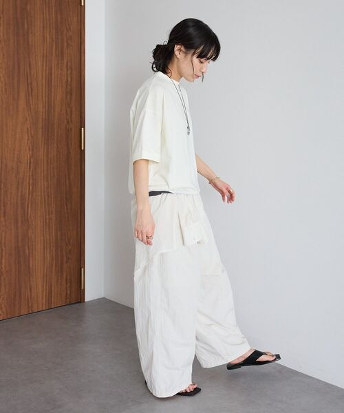 CRAFT STANDARD BOUTIQUE（クラフトスタンダードブティック）の「接触冷感 バイカラーヘムプルオーバー（Tシャツ/カットソー・レディース・グレー/オフホワイト/ライトグリーン/ネイビー・FREE）」の21枚目の写真