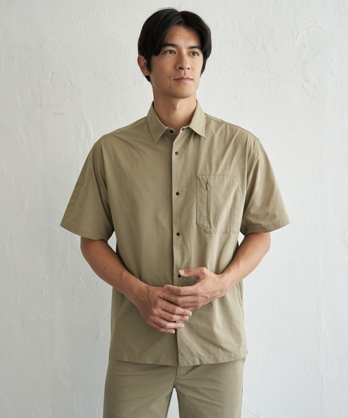 ikka(イッカ)の「【接触冷感】GOKU楽 AIR冷感シャツ【セットアップ対応】(シャツ/ブラウス・メンズ・ブラック/ネイビー/グレー/ライトグレー/ベージュ・XL/L/M/S)」の4枚目の写真