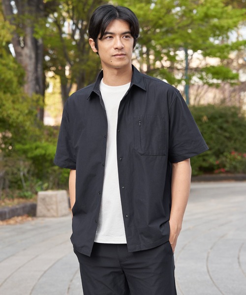 ikka(イッカ)の「【接触冷感】GOKU楽 AIR冷感シャツ【セットアップ対応】(シャツ/ブラウス・メンズ・ブラック/ネイビー/グレー/ライトグレー/ベージュ・XL/L/M/S)」の5枚目の写真