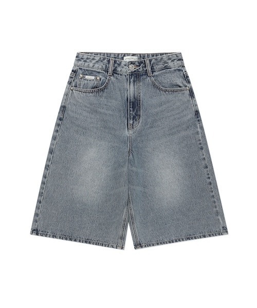 Wacky WiLLy(ワッキーウィリー)の「WOMEN'S APPLIQUE DENIM BERMUDA SHORTS(その他パンツ・レディース・グレー/ブルー・MEDIUM/SMALL)」の2枚目の写真