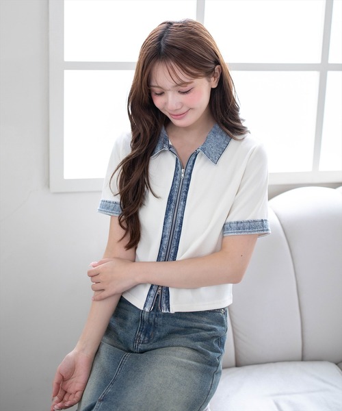 clear(クリア)の「襟付デニム切替ダブルジップカットソートップス(Tシャツ/カットソー・レディース・ブラック/アイボリー/グレー/レッド・F)」の10枚目の写真