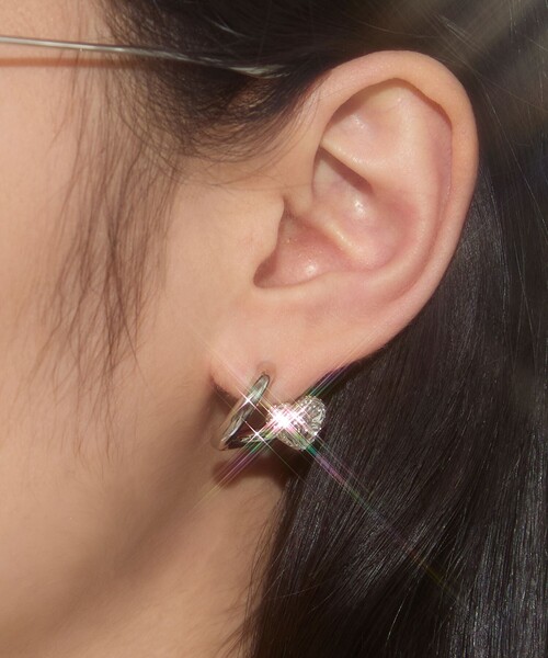 Soierie(ソワリー)の「<Soierie>Heart barbell small ピアス(ピアス(両耳用)・レディース・シルバー・FREE)」の9枚目の写真