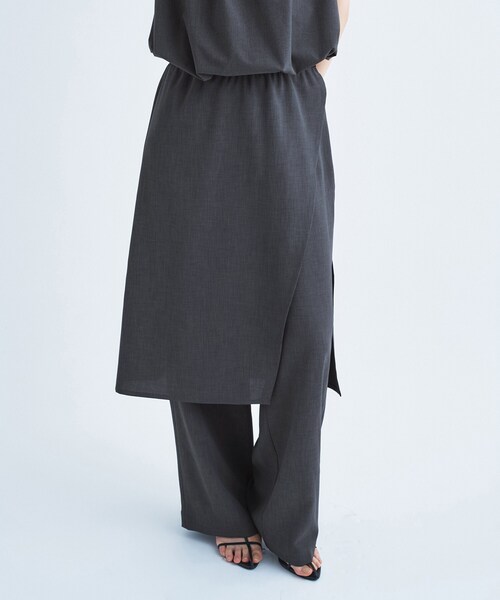 PROTAGONISTA(プロタゴニスタ)の「PROTAGONISTA|layered trousers(その他パンツ・レディース・ダークグレー・00)」の2枚目の写真