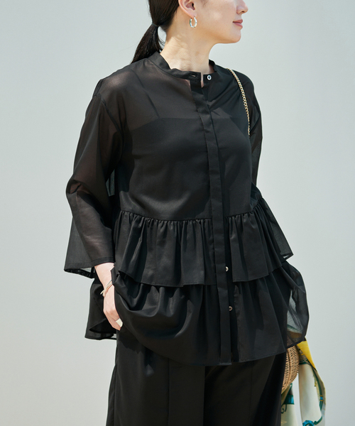 VERMEIL par iena(ヴェルメイユパーイエナ)の「シアーティアードシャツ(シャツ/ブラウス・レディース・ブラック/ホワイト・FREE)」の7枚目の写真