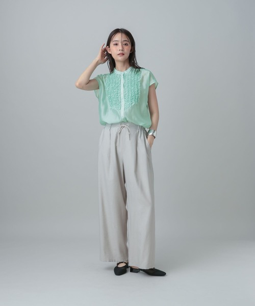 GLOBAL WORK(グローバルワーク)の「MATINEE LINE/シアーフリルフレンチブラウス/678468(シャツ/ブラウス・レディース・ダークネイビー/ミント/ベージュ・LARGE/MEDIUM)」の8枚目の写真
