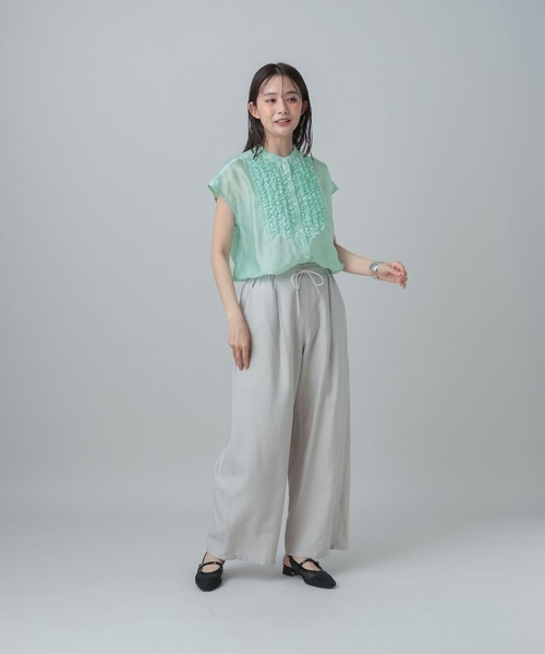 GLOBAL WORK(グローバルワーク)の「MATINEE LINE/シアーフリルフレンチブラウス/678468(シャツ/ブラウス・レディース・ダークネイビー/ミント/ベージュ・LARGE/MEDIUM)」の9枚目の写真