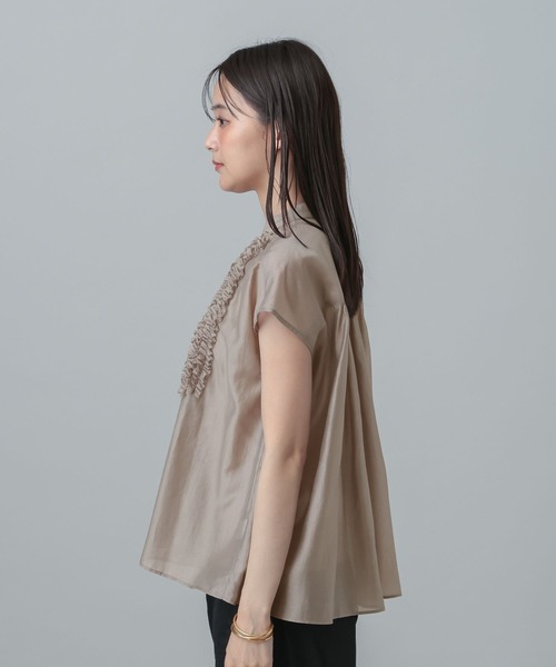 GLOBAL WORK(グローバルワーク)の「MATINEE LINE/シアーフリルフレンチブラウス/678468(シャツ/ブラウス・レディース・ダークネイビー/ミント/ベージュ・LARGE/MEDIUM)」の20枚目の写真
