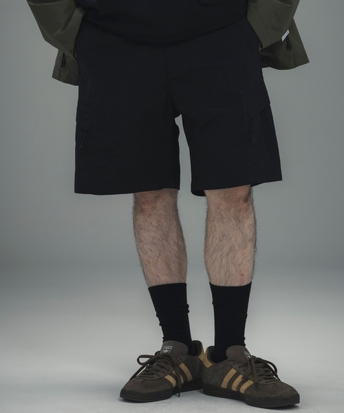 +phenix(プラスフェニックス)の「+phenix(プラスフェニックス)UTILITY POCKET SHORTS / ユーティリティポケット ショーツ(その他パンツ・メンズ・カーキ/ブルー/オレンジ/ブラック・M/L)」の5枚目の写真
