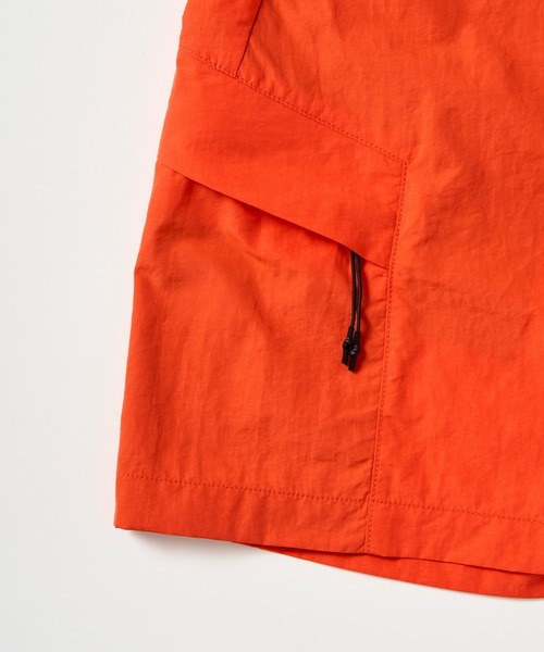 +phenix(プラスフェニックス)の「+phenix(プラスフェニックス)UTILITY POCKET SHORTS / ユーティリティポケット ショーツ(その他パンツ・メンズ・カーキ/ブルー/オレンジ/ブラック・M/L)」の15枚目の写真