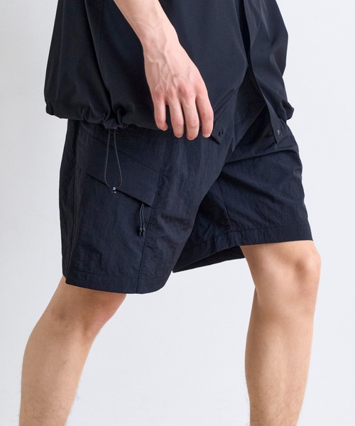 +phenix(プラスフェニックス)の「+phenix(プラスフェニックス)UTILITY POCKET SHORTS / ユーティリティポケット ショーツ(その他パンツ・メンズ・カーキ/ブルー/オレンジ/ブラック・M/L)」の18枚目の写真