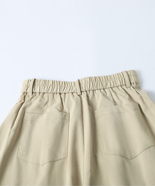 AMELY(エミリー)の「サイドタックボリュームワイドパンツ(その他パンツ・レディース・ブラック/ベージュ/アイボリー・L/M)」の22枚目の写真