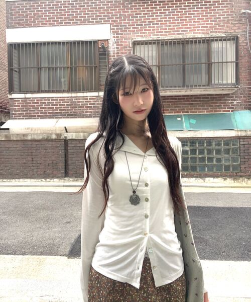 PEPLEE(ペプリー)の「Tencel Button Round Neck Cardigan (White)(カーディガン/ボレロ・レディース・その他・OS)」の11枚目の写真